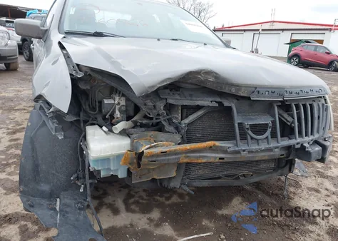 2011 Mercury Milan z USA, uszkodzony, nr VIN 3MEHM0HA7BR603842